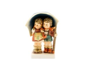 M.I. Hummel Figuren Unter Einem Dach