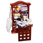 Reutter Miniaturen Kast met naaigerei en strijkbout