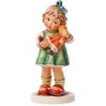 M.I. Hummel Mein Lieblingspuppe / A little TLC