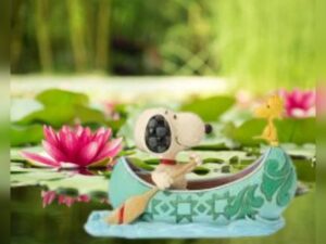 Peanuts - Snoopy & John Beswick