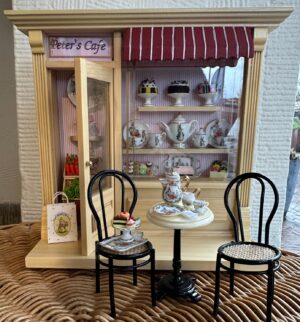 Reutter Beatrix Potter Peter's Cafe